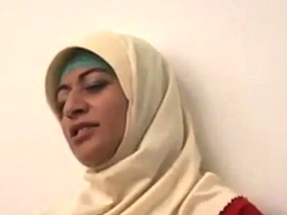 Arabische Hijab bang-out Frau Blasen Dagestan Islam