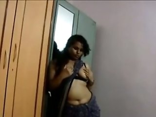 Plump Indian wifey shows her tits every chance she gets