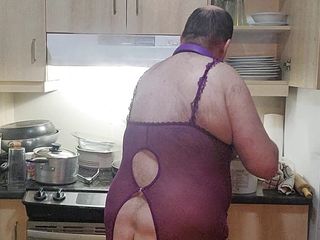 Kitchen in body-suit