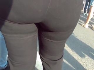 Edible thick bums mummies in cock-squeezing trousers