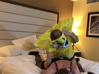 Spongebob screws a sizzling cougar Trans doll